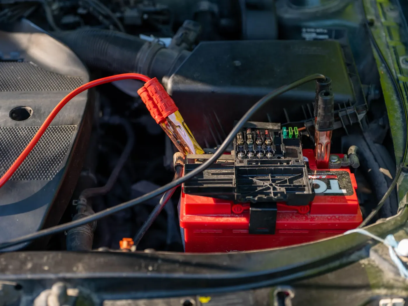 48V Lithium Batteries Explained: 48V vs 51.2V, kWh, BMS and Compatibility