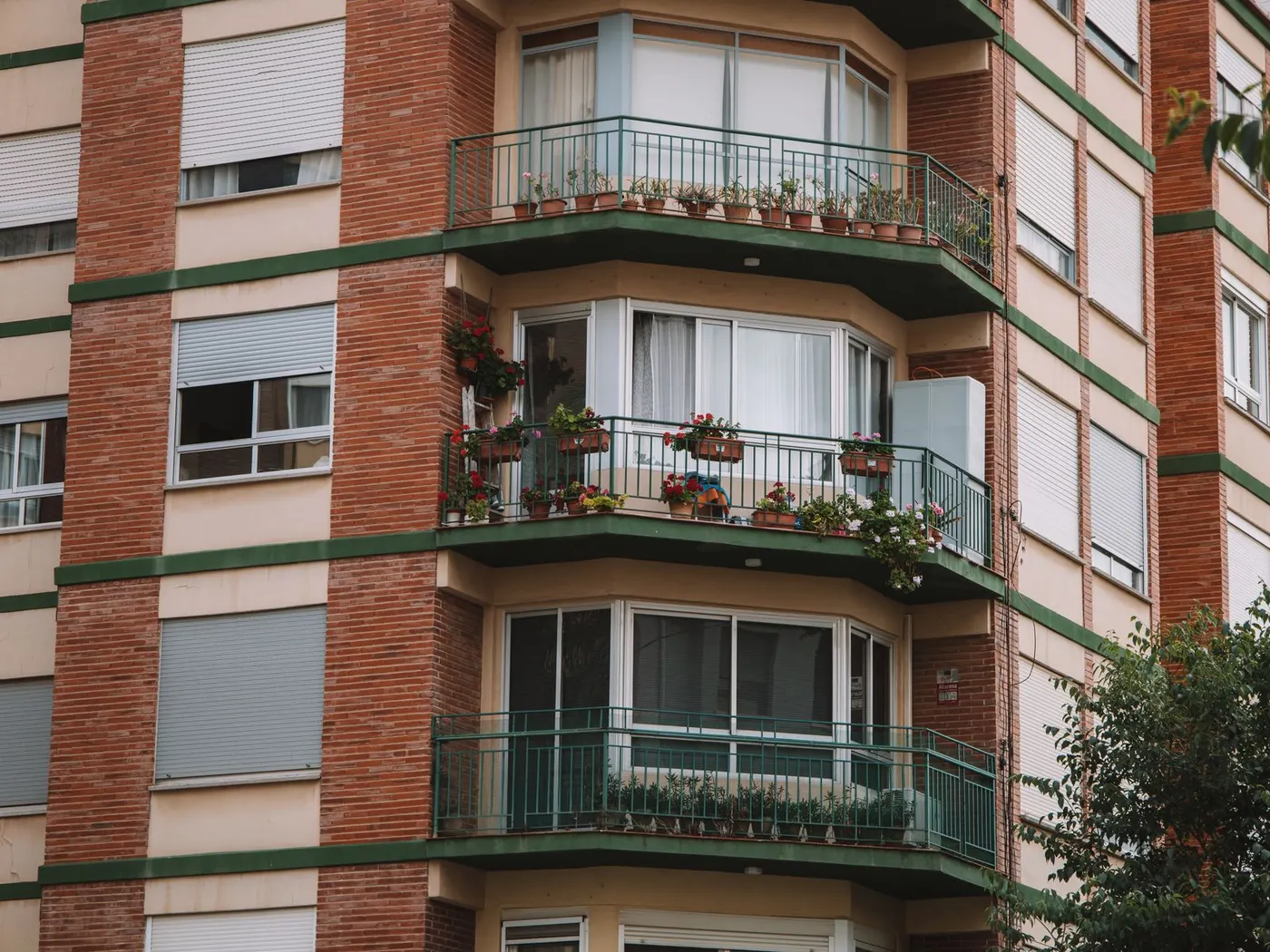 Solar for Renters and Tenants: What You Can Do and What Needs Your Landlord